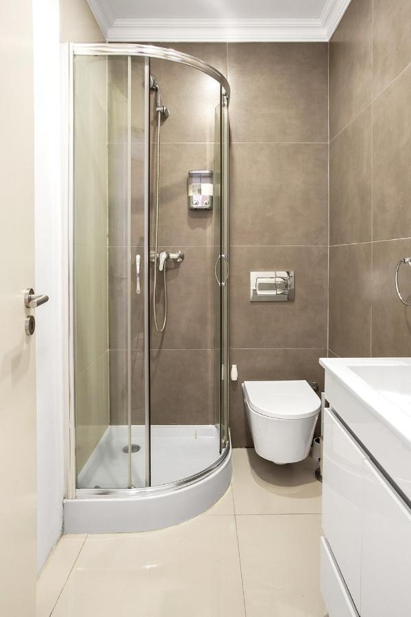 Modern 2 Bedroom Apartment In Estrela With Outside Terrace! Amazing For Families, Couples, Friends リスボン エクステリア 写真